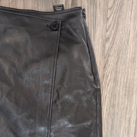 Babaton Vicinity Skirt - Picture 7 of 7